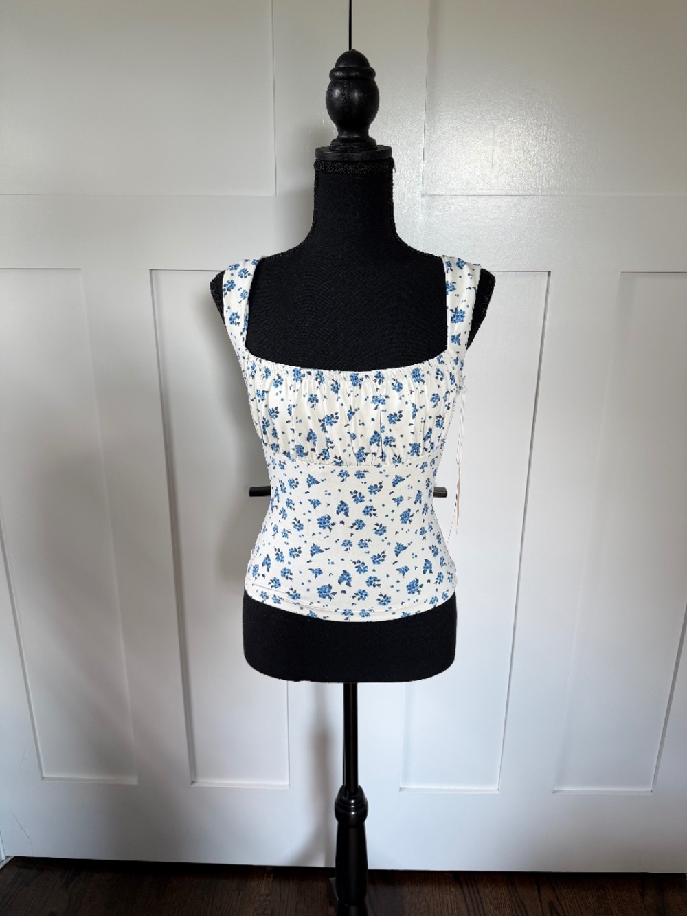 Blogilates Bow Back Tank Top - Blue Floral (S) | NWT